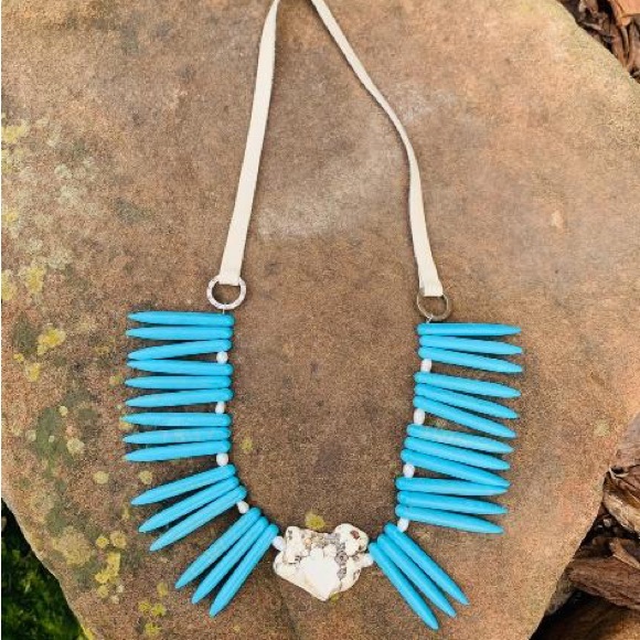 Unique handcrafted Turqurenite and Howlite necklace - Picture 1 of 1